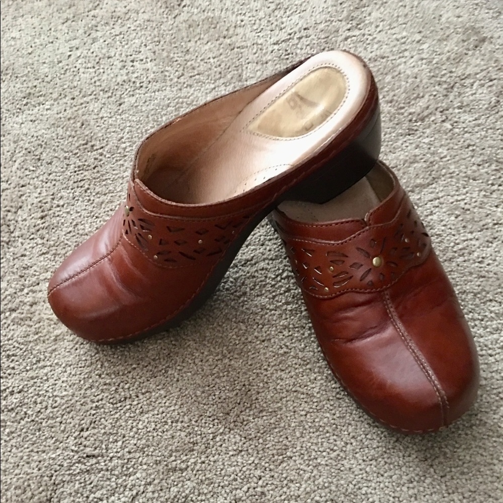 Dansko clogs size 39
